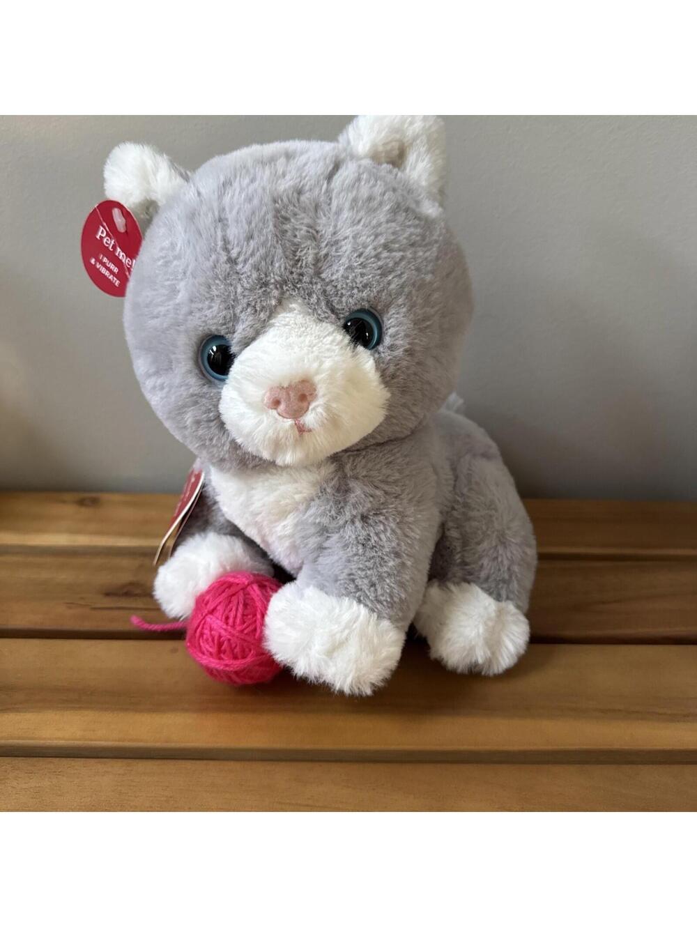 Hallmark Pet 'n Play Kitten Plush Purr & Vibrate Gray White NWT Interactive